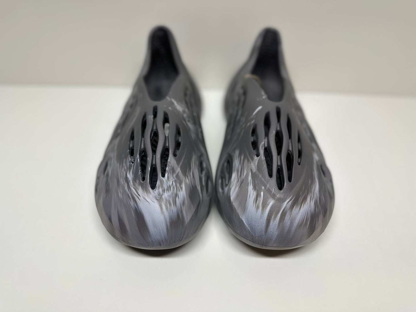 Adidas Yeezy Foam Runner MX Granite