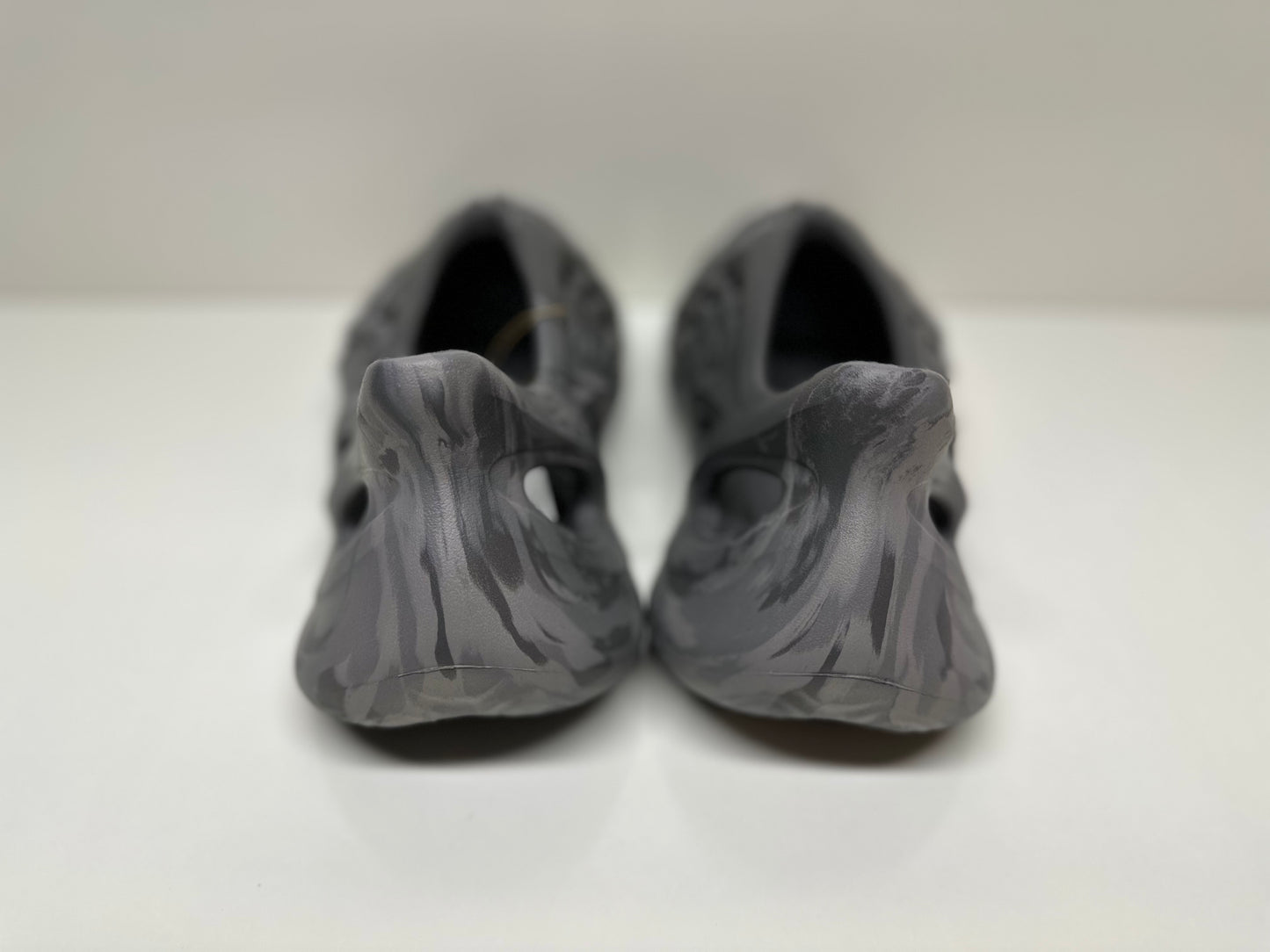 Adidas Yeezy Foam Runner MX Granite